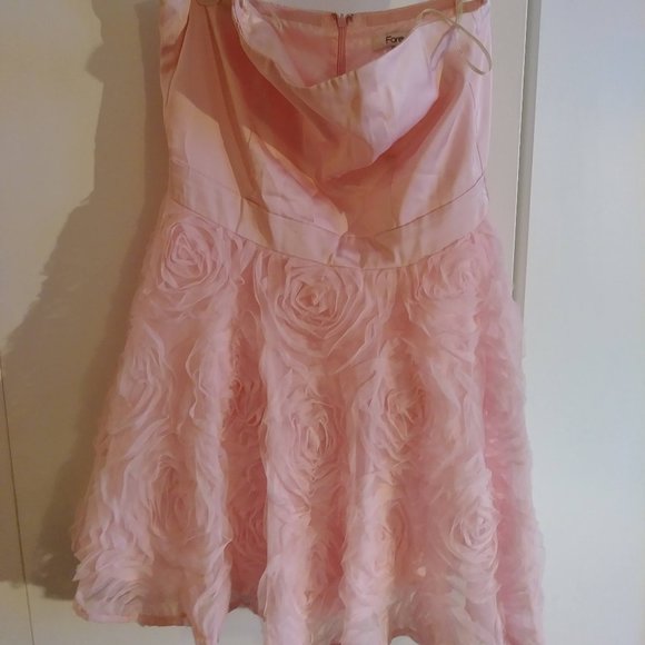 strapless pink party dress. - Picture 1 of 4